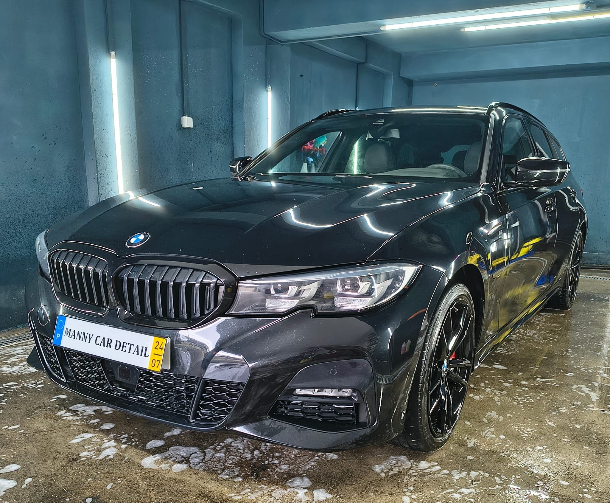 BMW X5 com brilho renovado